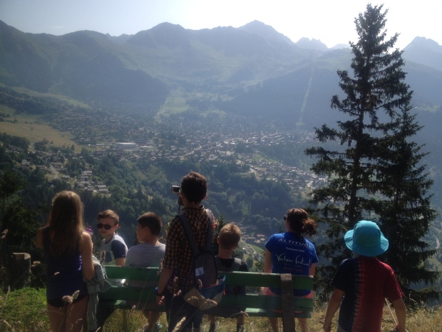 Our students on a walk to Saint Christophe looking over to Verbier. Describing nature was the topic of the morning.
