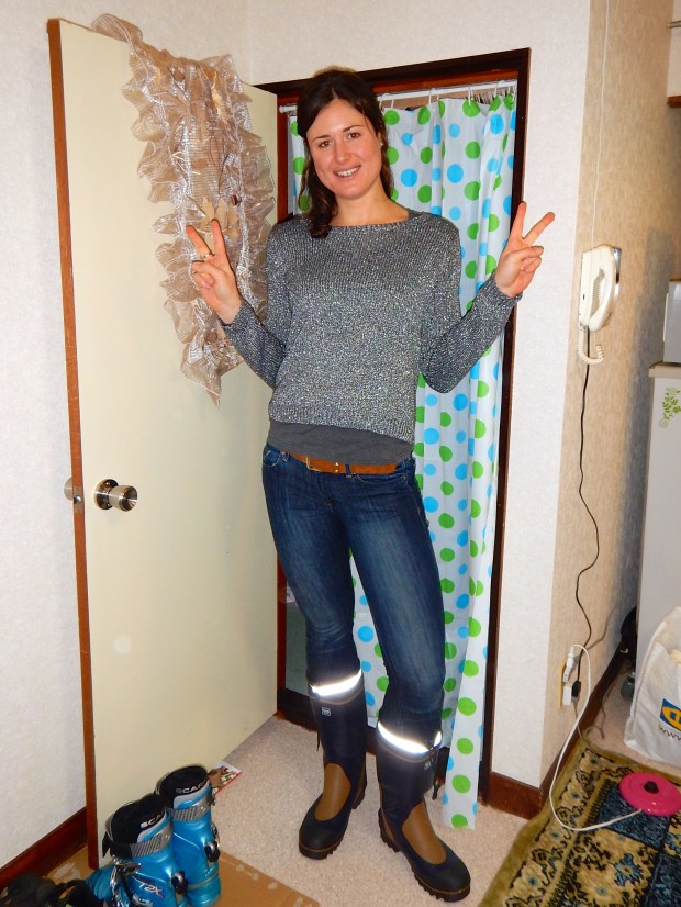 The boots I brought with me do not stop the snow from invading my shoes, so I invested in this fetching pair. *Note the height of me and the door #giggleoftheday Well, until I smashed my head.