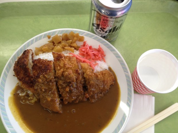 Pork cutlet with rice, ginger and pickles with a beer - great post ski lunch!